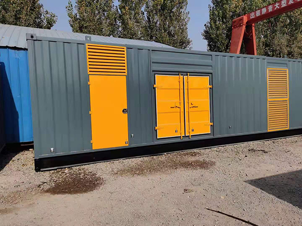 武威300kw 柴油发电机组用多大的空气开关？