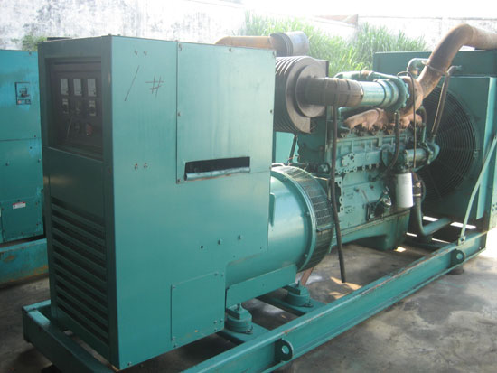 武威租赁发电机- 发电机碳刷磨损的原因是什么