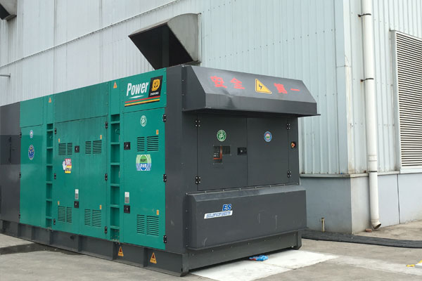 武威燃油滤清器的更换流程是怎样的？