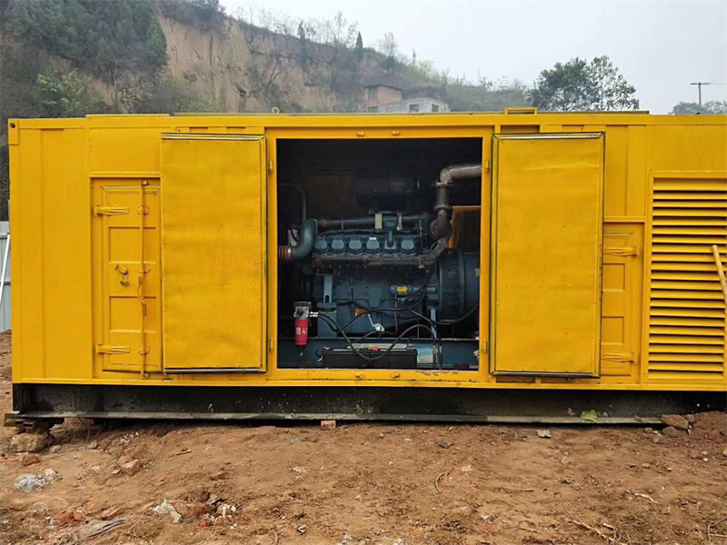 武威发电机租赁冷却液的沸点降低到多少时需要更换