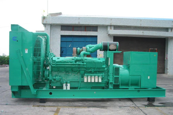 武威工厂发电机应急发电时如何更准确地检查发电机状态？